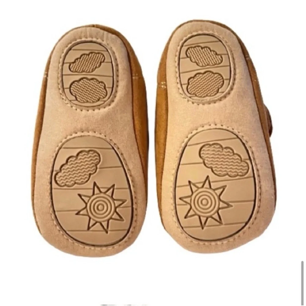 NWT- Carter's Baby Soft Sole Bootie in Tan. Size: 12/18mo.
